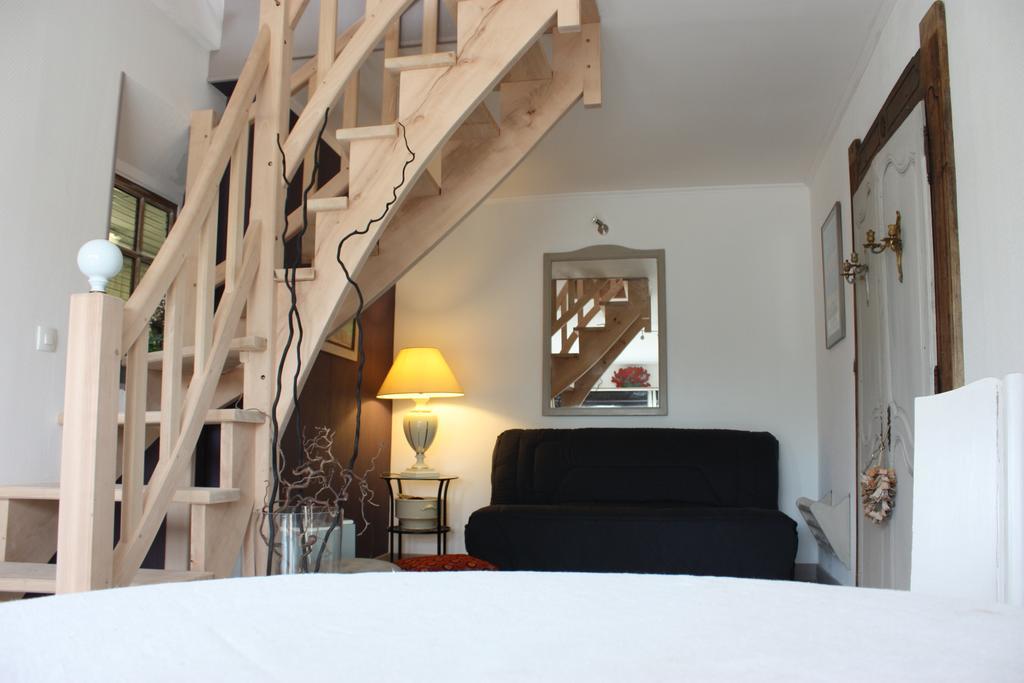 Chambre D'Hotes Face A Briare Kültér fotó
